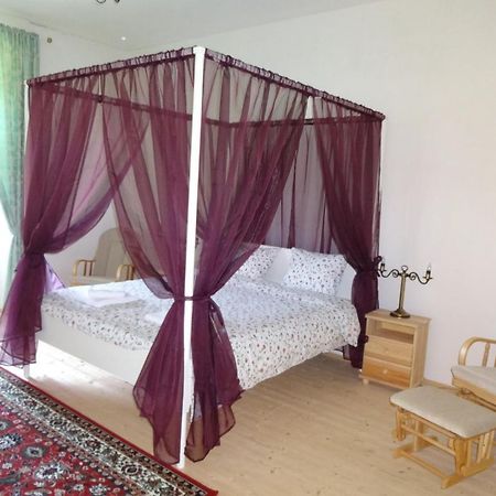 Hotel Kastiel Biela Dama A Cierny Rytier Krompachy Zewnętrze zdjęcie